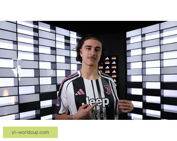 尤文敲定签约拜仁二队新锋利契纳